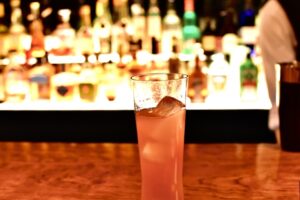「深夜営業の届出」（深夜酒類提供飲食店営業開始の届出」）の申請手続きとポイント
